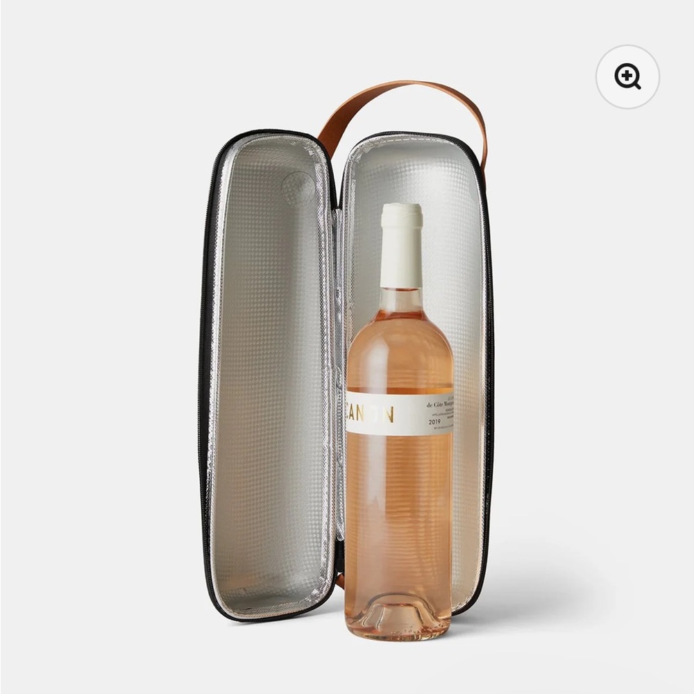 Rabbit Wine Bottle Carrier NWOT